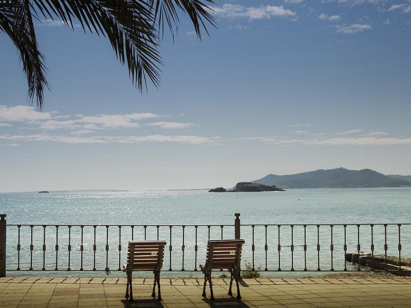 Aparthotel Vibra Club Maritim San Antonio  Bagian luar foto