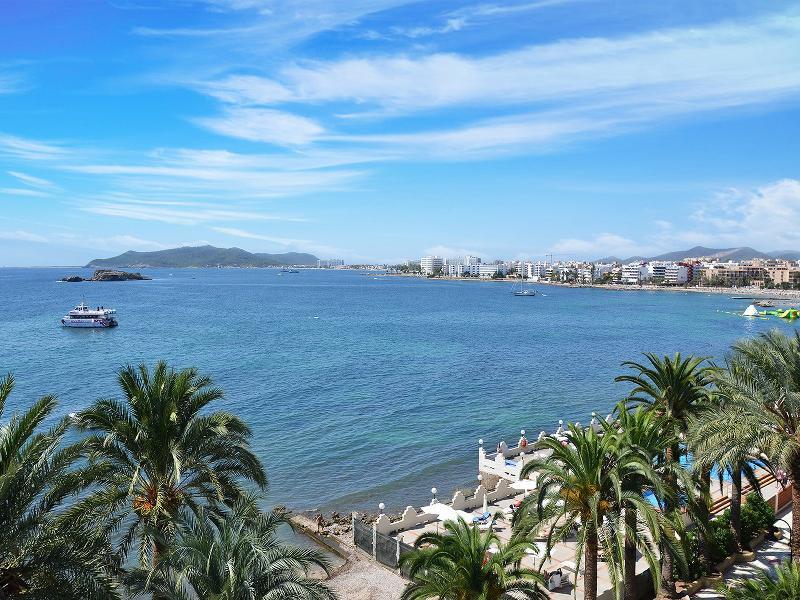 Aparthotel Vibra Club Maritim San Antonio  Bagian luar foto