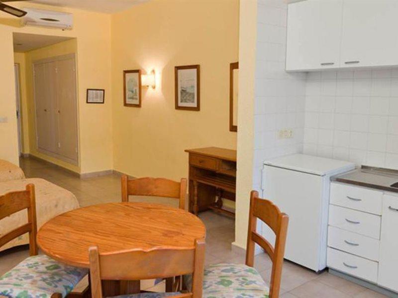 Aparthotel Vibra Club Maritim San Antonio  Bagian luar foto